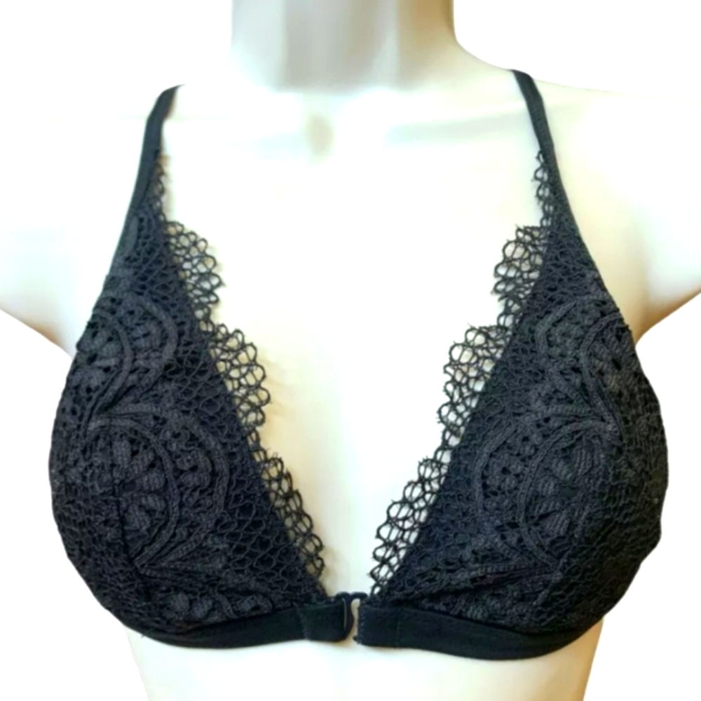 Victoria's Secret Body By Victoria Lace Razorback Bra Black Large EUC